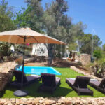 Finca rénovée avec piscine et immense terrain à Ibiza